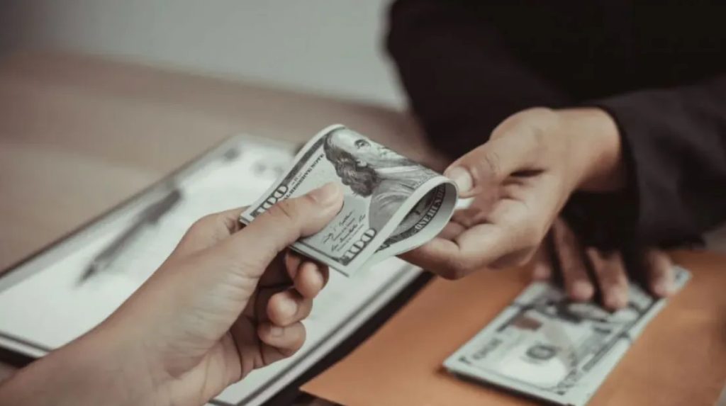 درآمد اسکرام مستر